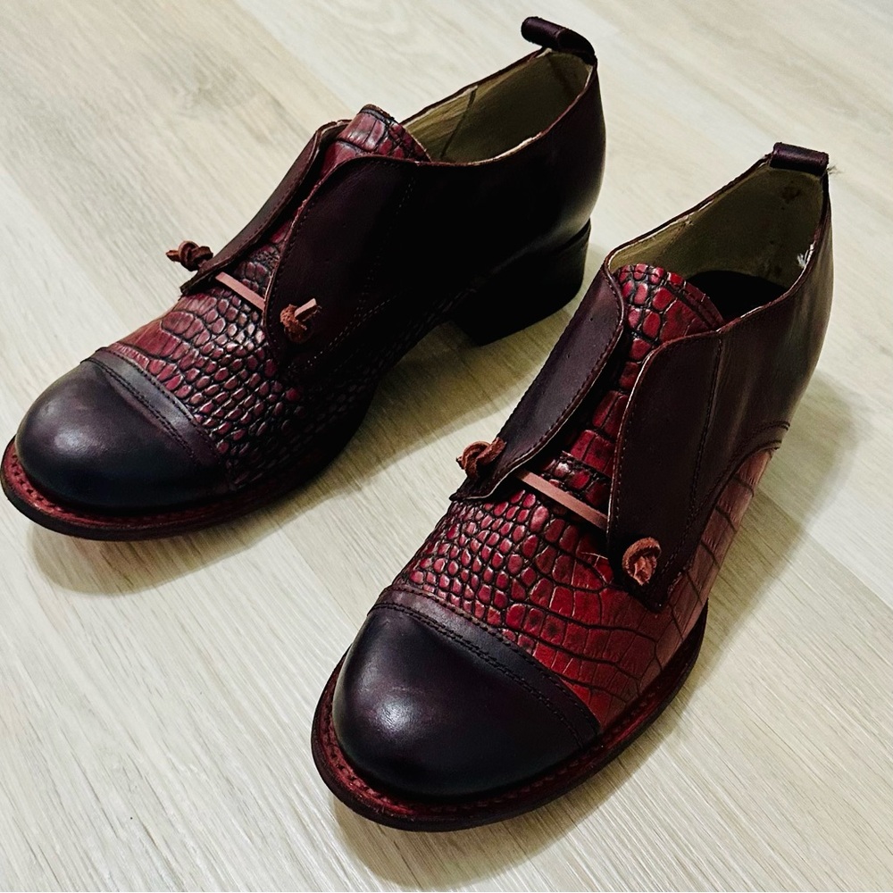 Free Bird Mabel in Wine size 12 Sold out!